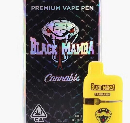 Black Mamba Strawberry Premium Vape Pen Vic